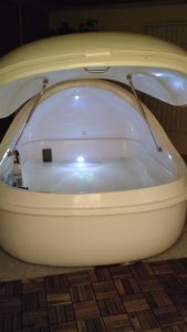 Read more about the article Flotation Therapy for Relaxation & Restoration